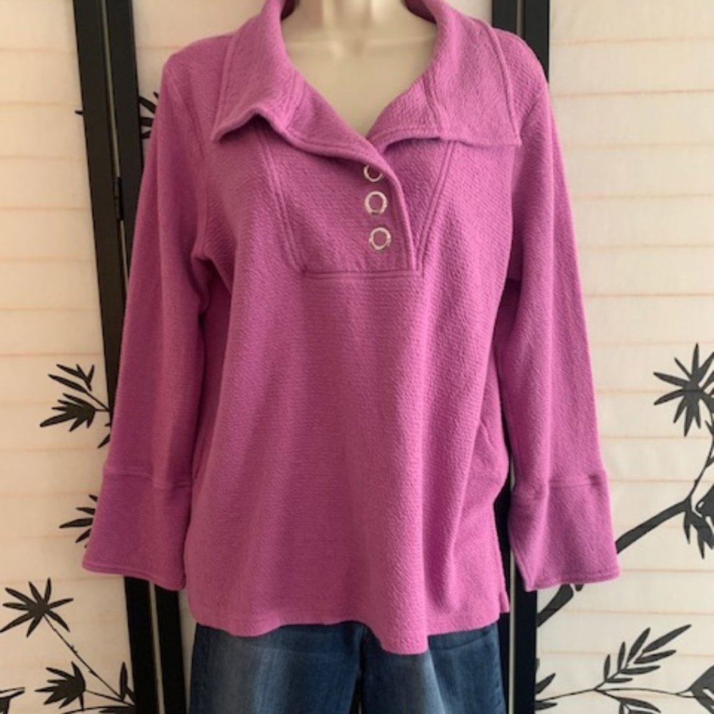 Step Into Style With This Exquisite Soft Surround… - image 1